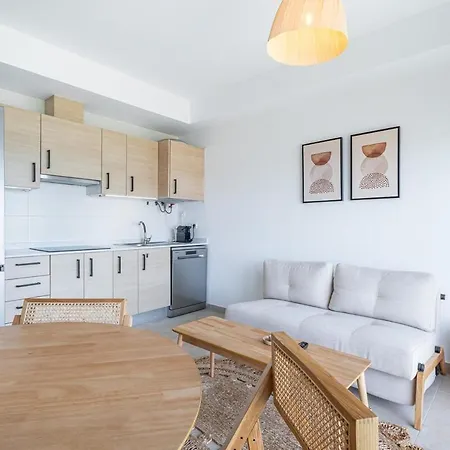 Amatista Oceanfront Terrace & Sea Views Apartment *